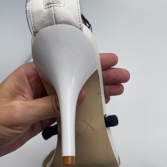 Gwen Stefani- GX Black & White Leather With String Accents Heels Size 7.5 - Picture 15 of 15